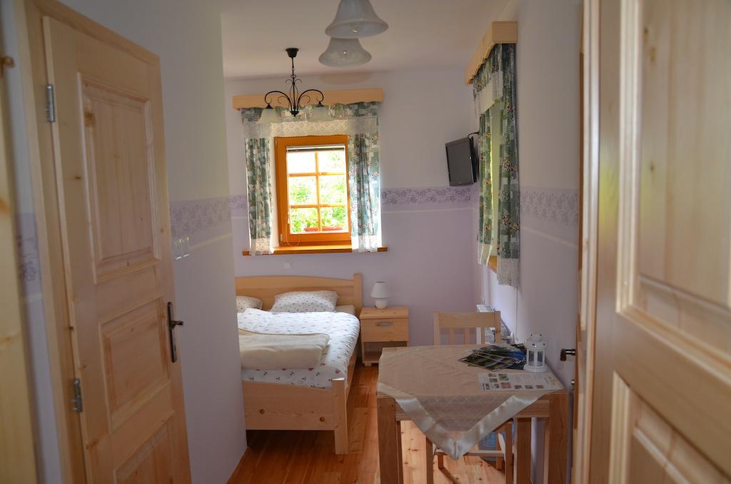 Farmhouse Stiftar โซลกาวา ห้อง รูปภาพ