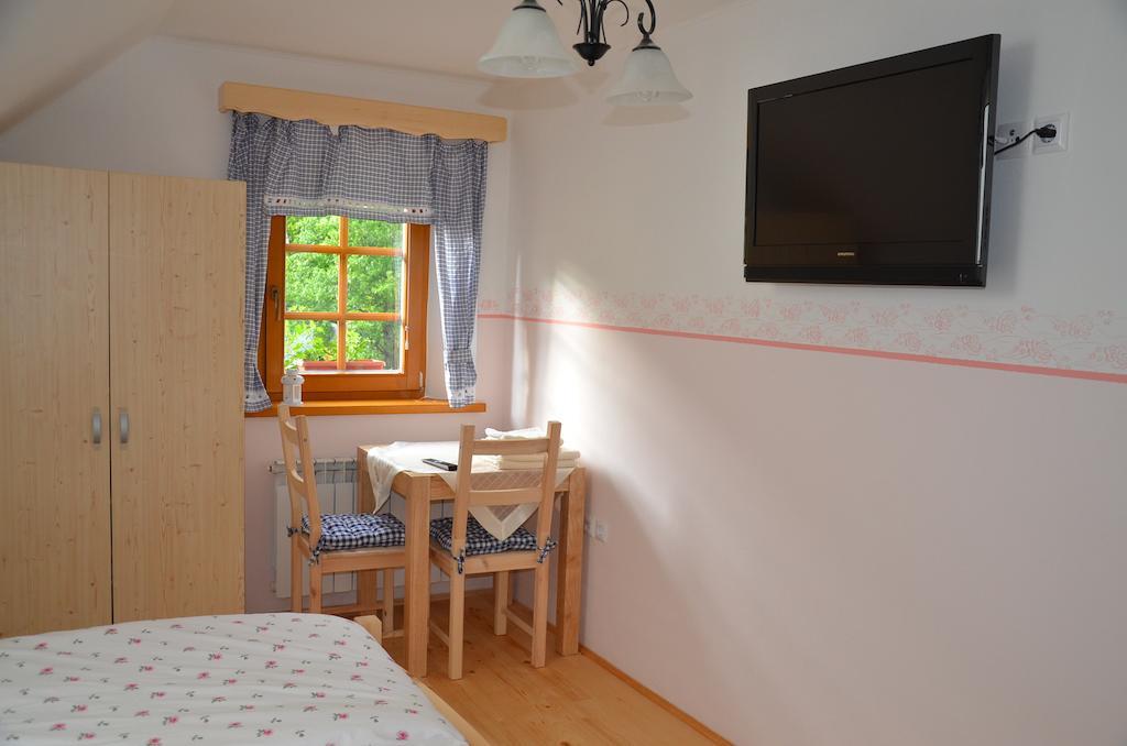 Farmhouse Stiftar โซลกาวา ห้อง รูปภาพ